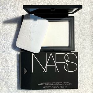 NARS LIGHT REFLECTING SETTING POWDER PRESSED BNIB